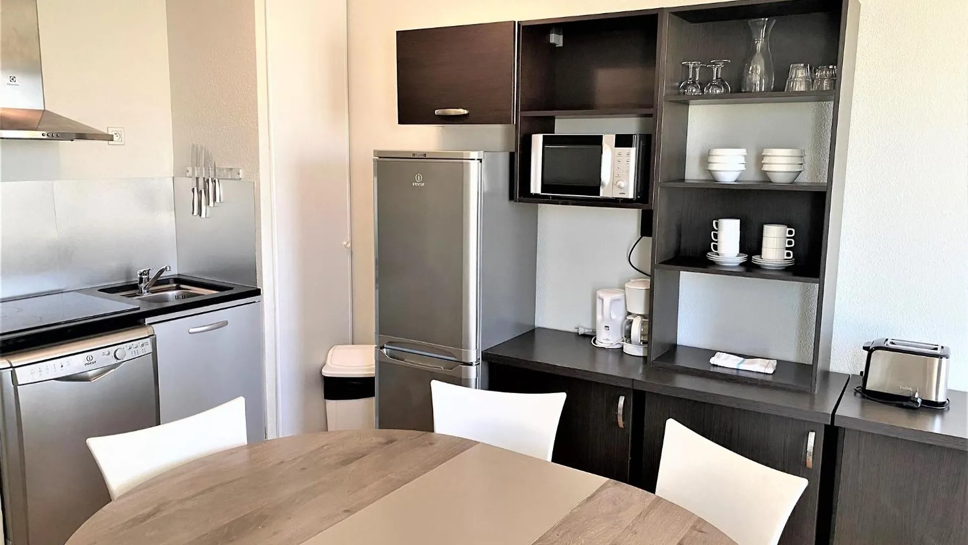 אביניון Aparthotel Sainte-Marthe צרפת