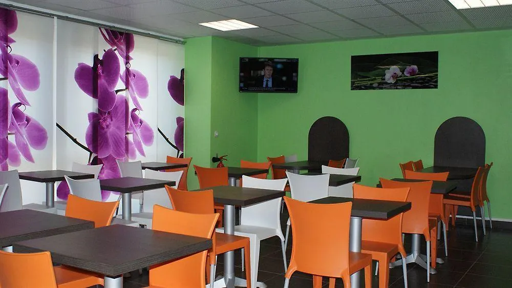 אביניון Aparthotel Sainte-Marthe 2*,