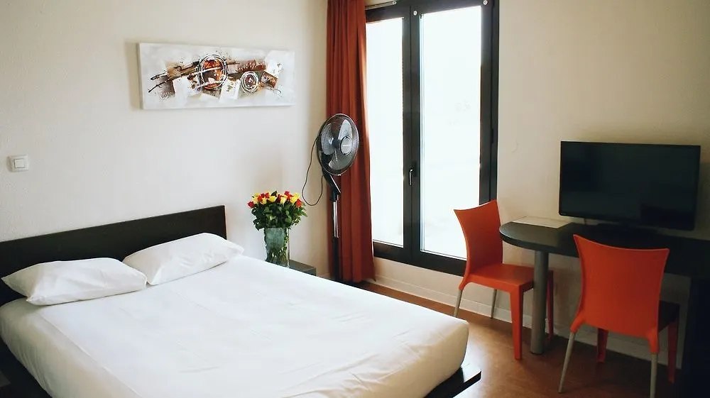 **  אביניון Aparthotel Sainte-Marthe צרפת
