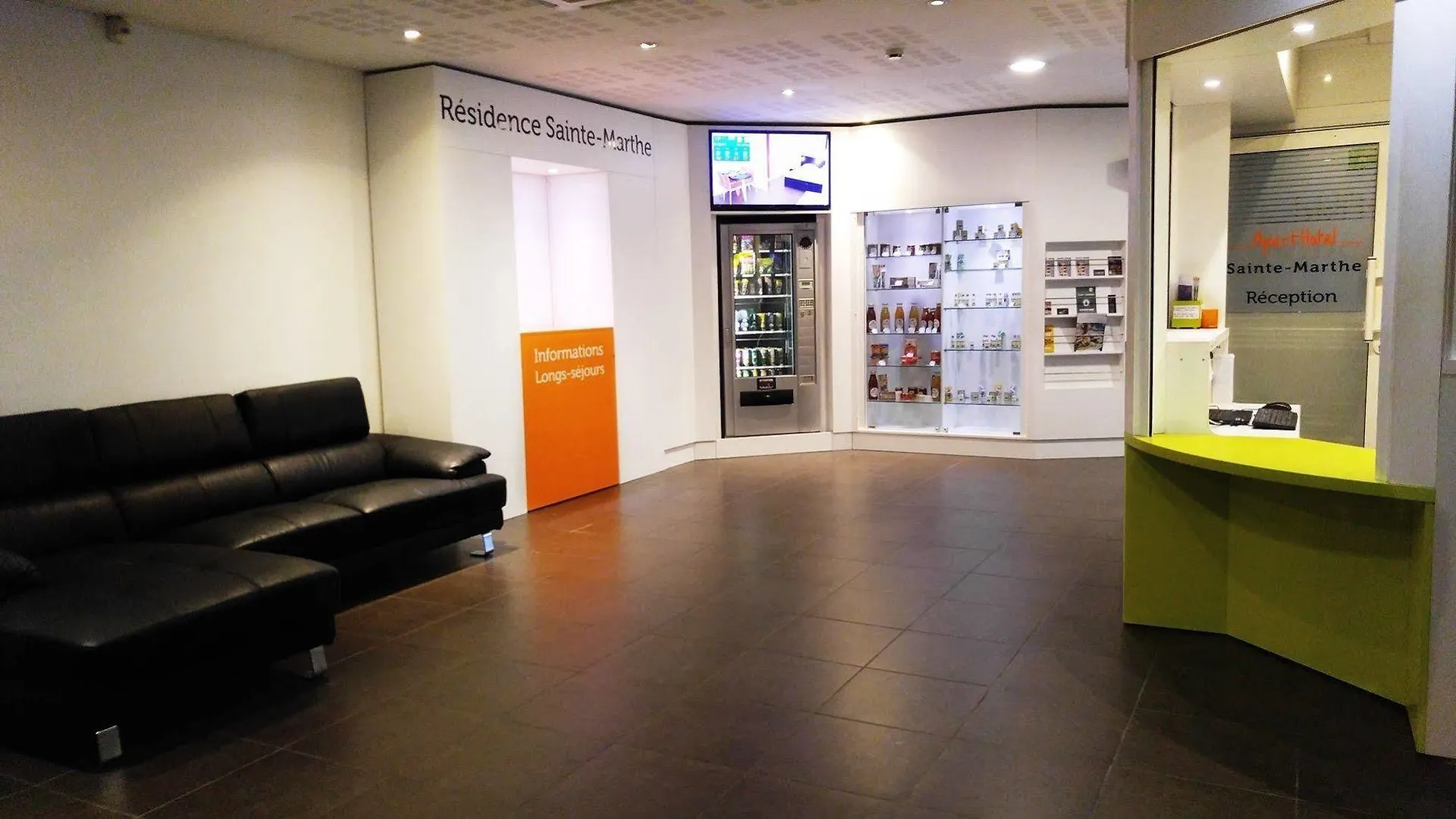 אביניון Aparthotel Sainte-Marthe 2*,