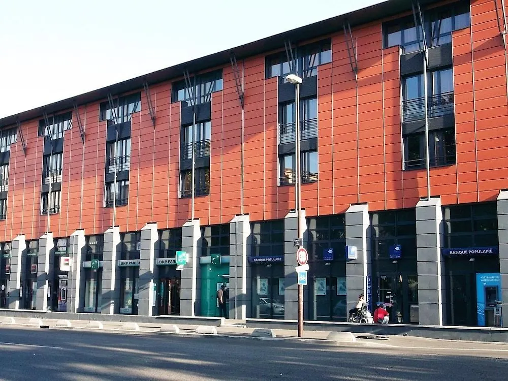 אביניון Aparthotel Sainte-Marthe 2*,  צרפת