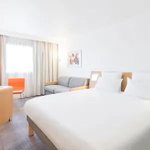 Hotel Novotel Centre Gare Montparnasse Paris