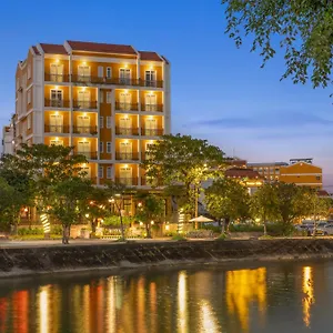 Hotel Royal Riverside & Hoi An