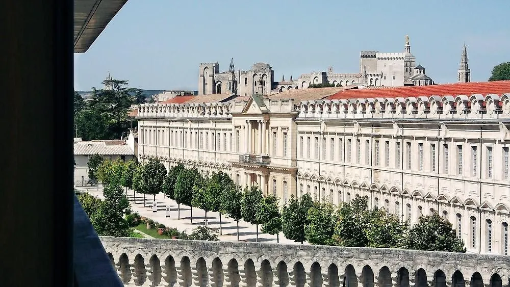 **  Aparthotel Sainte-Marthe Avignon France